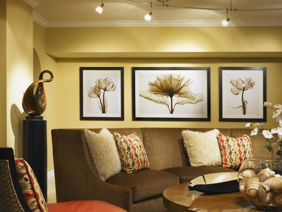 River House Living Room 2-hrz